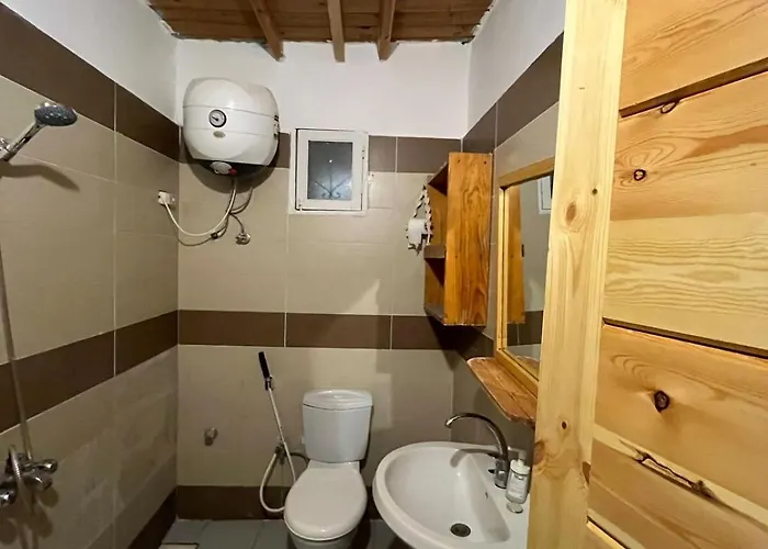 Luma Beachfront 2 Bedroom House Oasis With Yard Apartment