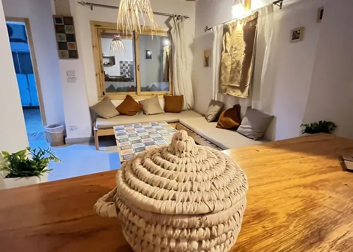 Apartment Luma Beachfront 2 Bedroom House Oasis With Yard *